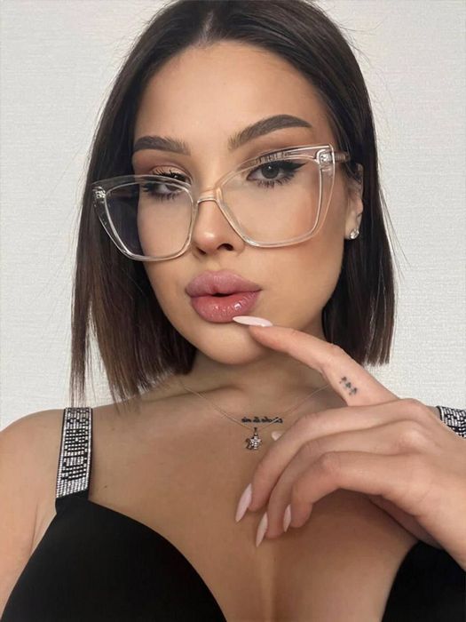 Девушки по вызову в Москве: тайные встречи и незабываемые моменты Девушки по вызову в Москве: тайные встречи и незабываемые моменты